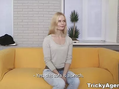 Sexig porrfilmer storbrystig latinan onanerar på webbkamera