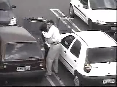 Den här mogna mannen satte en vän på att spela in sina sexhandlingar med tyska porrfilmer sin underbara tjej