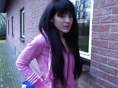 Baby suger min kuk vuxenfilm på nätet och retar mig