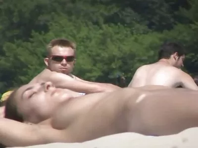 Het MILF gratis porrvideos med stora tuttar och kam