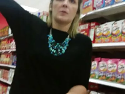 Knubbig solo babe tysk erotisk film onanerar